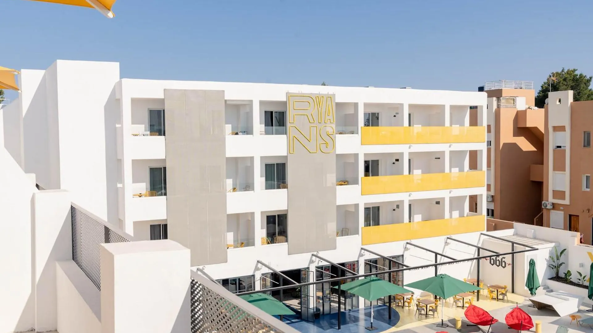 Ryans Lolas - Adults Only San Antonio  4*, San Antonio (Ibiza) Spain