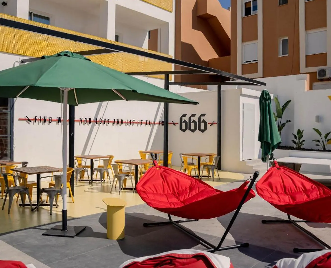 Ryans Lolas - Adults Only San Antonio  Hotel
