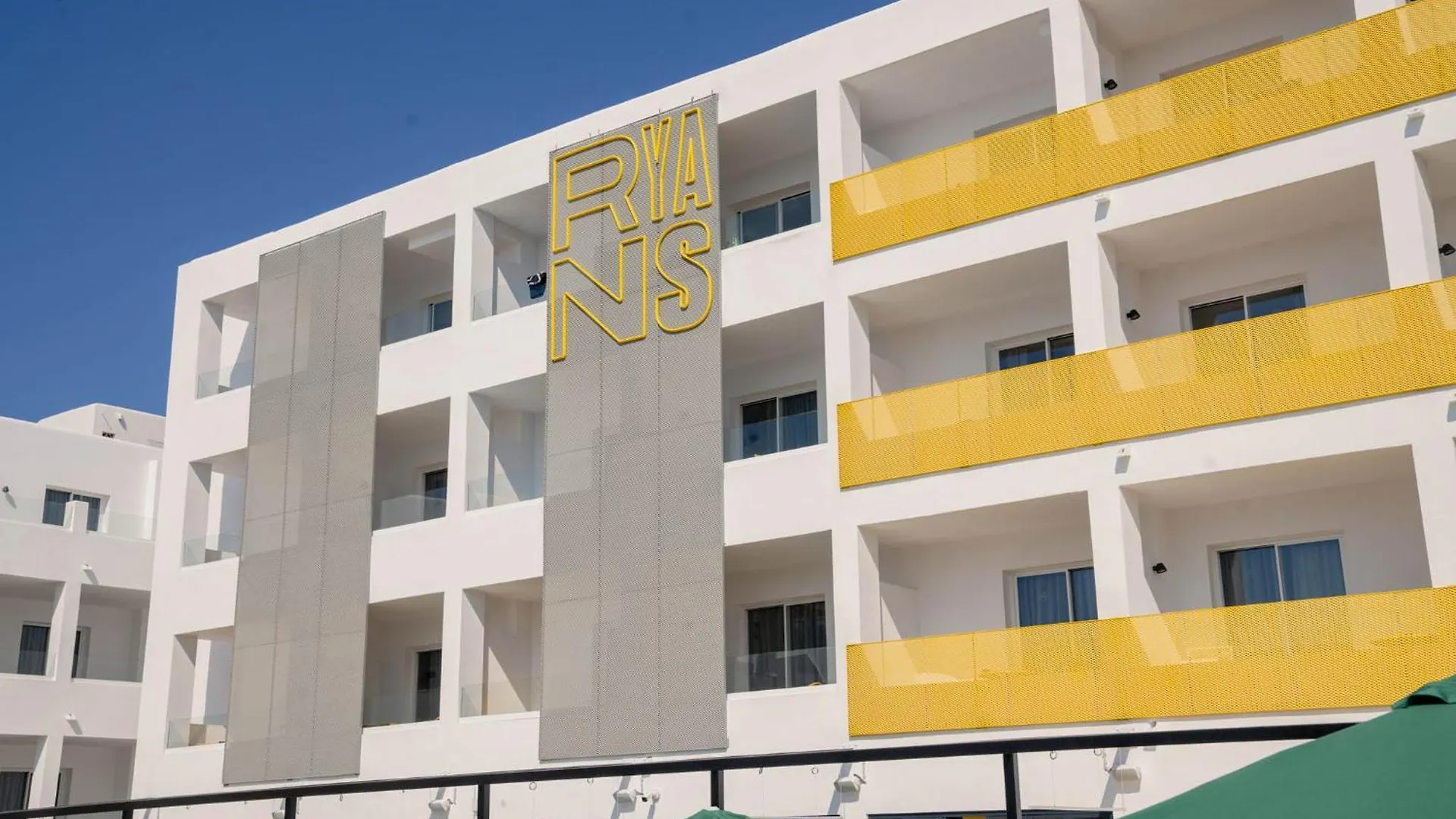 Ryans Lolas - Adults Only Sant Antoni de Portmany