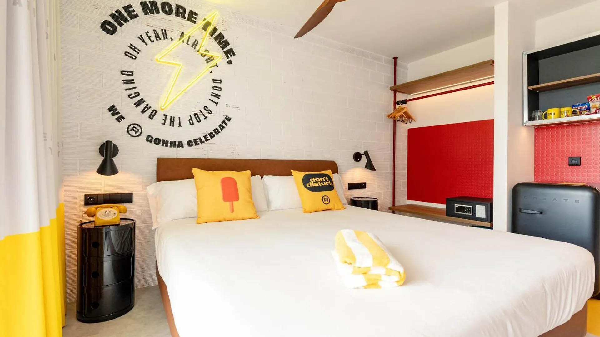 Ryans Lolas - Adults Only Sant Antoni de Portmany 4*,  Spanien